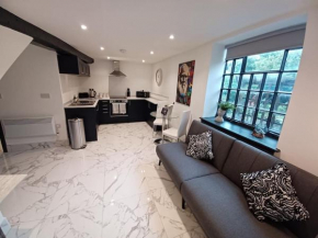 The Arches Self Catering Studio